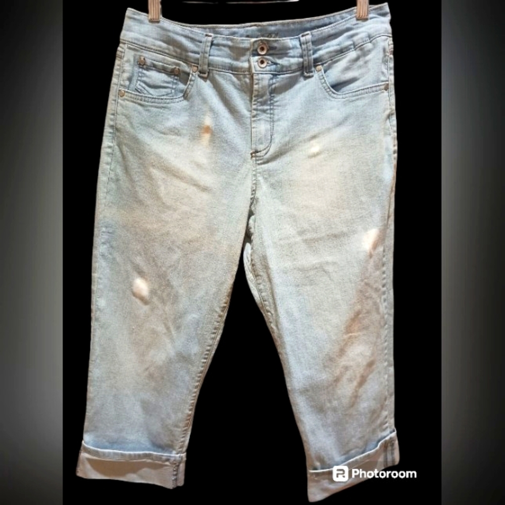 Code Bleu Cropped Jeans Size 12 EUC